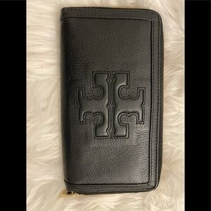 Tory Burch Leather Wallet